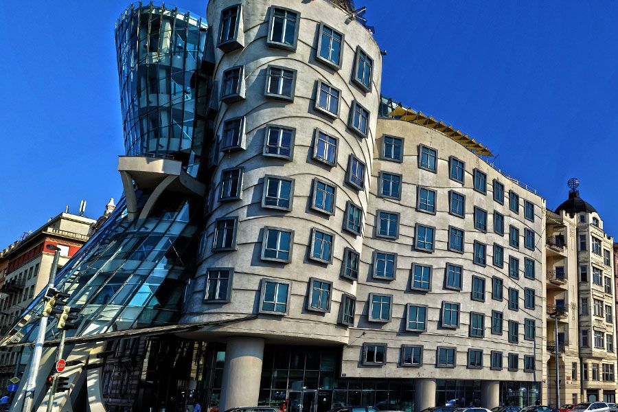 Dancing house